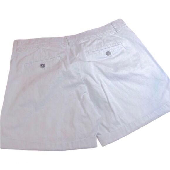 VINCE ROLLED CUFFED SHORTS LIGHT GREY EUC - Picture 5 of 9